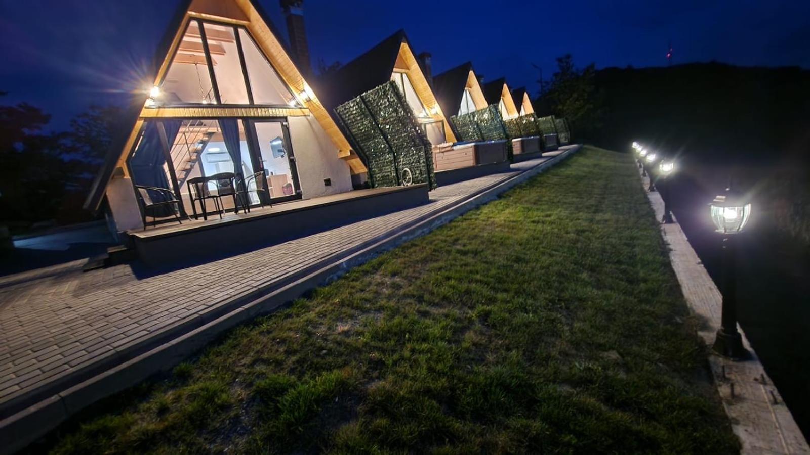 Motel Prislop Haţeg Екстериор снимка