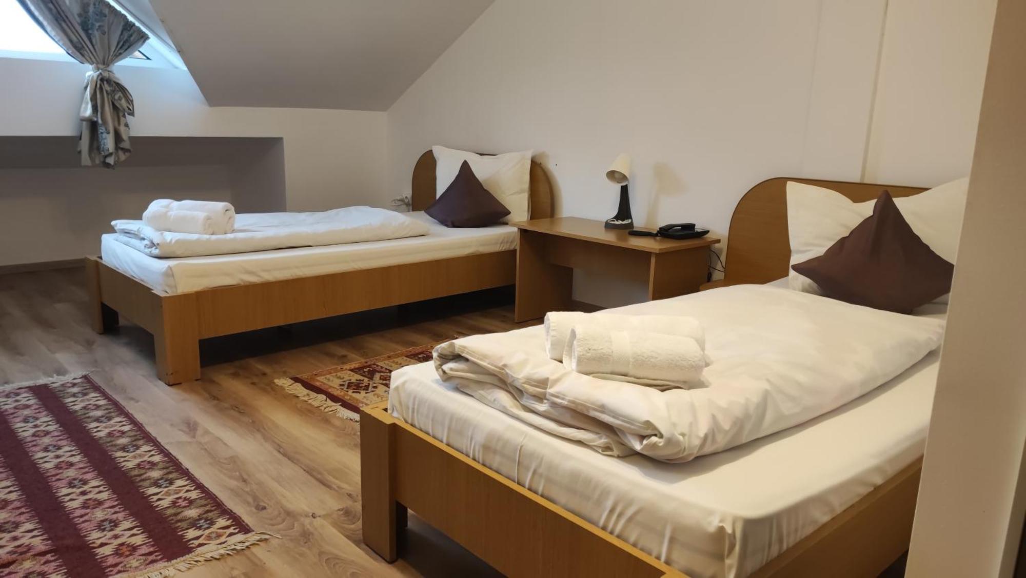 Motel Prislop Haţeg Екстериор снимка