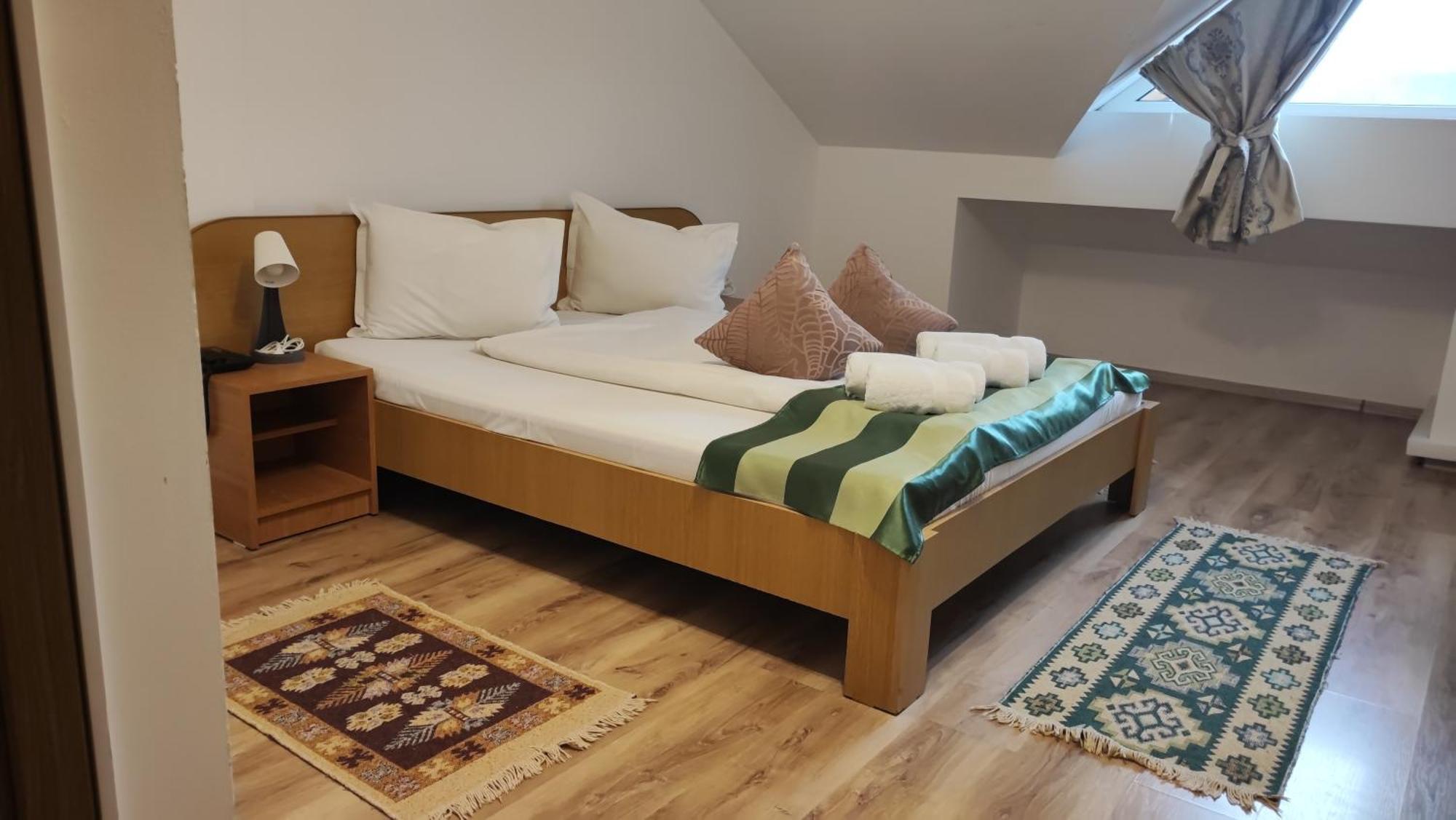 Motel Prislop Haţeg Екстериор снимка